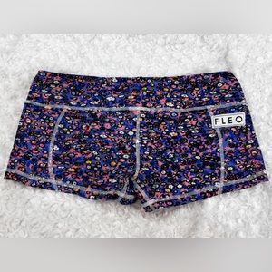 Fleo XL Shorts LRC Like New Condition